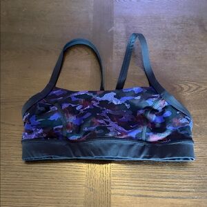 Lululemon Rise and Run Sports Bra Size 4 Purple Camo Strappy